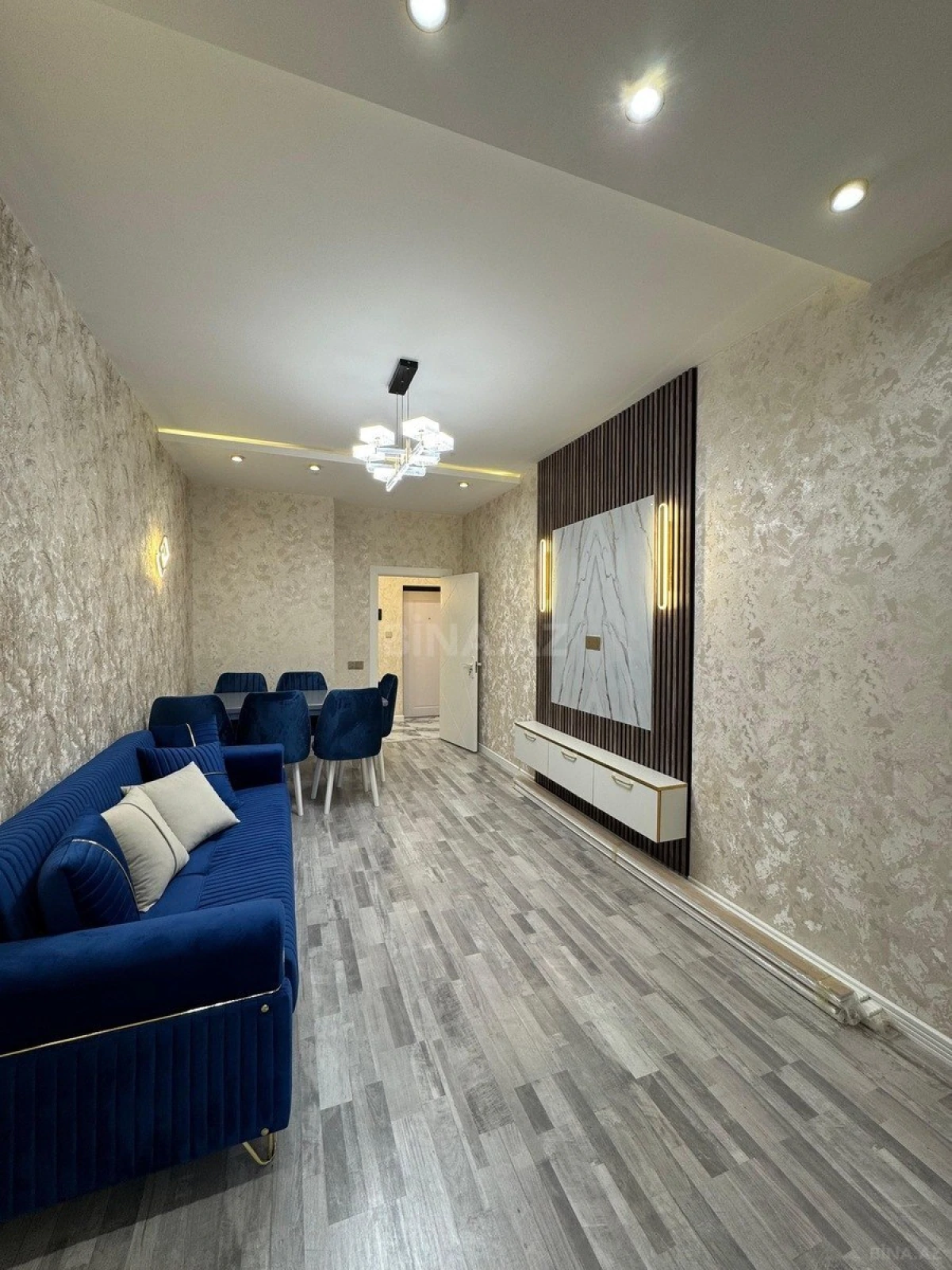 Satılır 2 otaqlı mənzil 55 m²