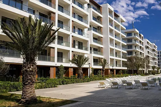 Satılır 2 otaqlı mənzil 97.8 m²