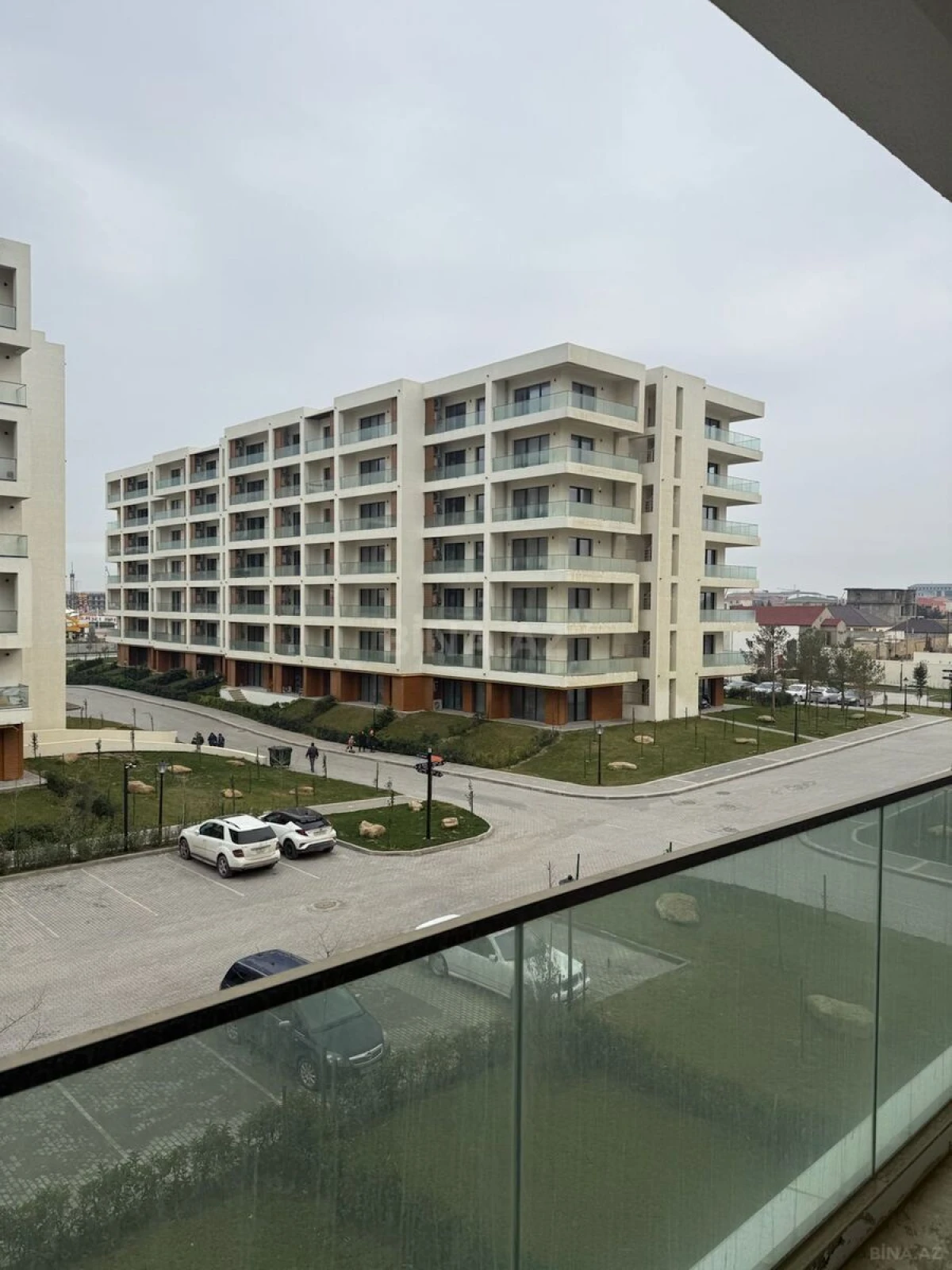 Satılır 2 otaqlı mənzil 91.9 m²