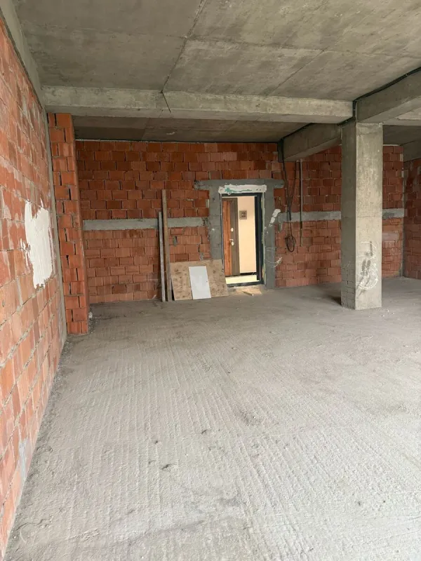 Satılır 2 otaqlı mənzil 91.9 m²