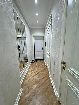 Satılır 2 otaqlı mənzil 74 m²