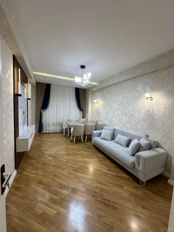 Satılır 2 otaqlı mənzil 75 m²