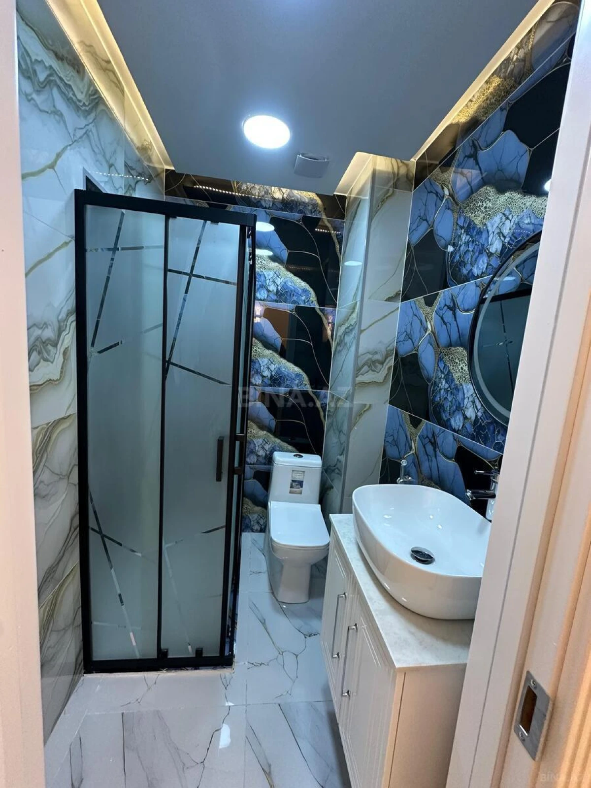 Satılır 2 otaqlı mənzil 75 m²