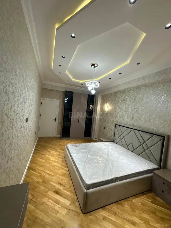 Satılır 2 otaqlı mənzil 75 m²