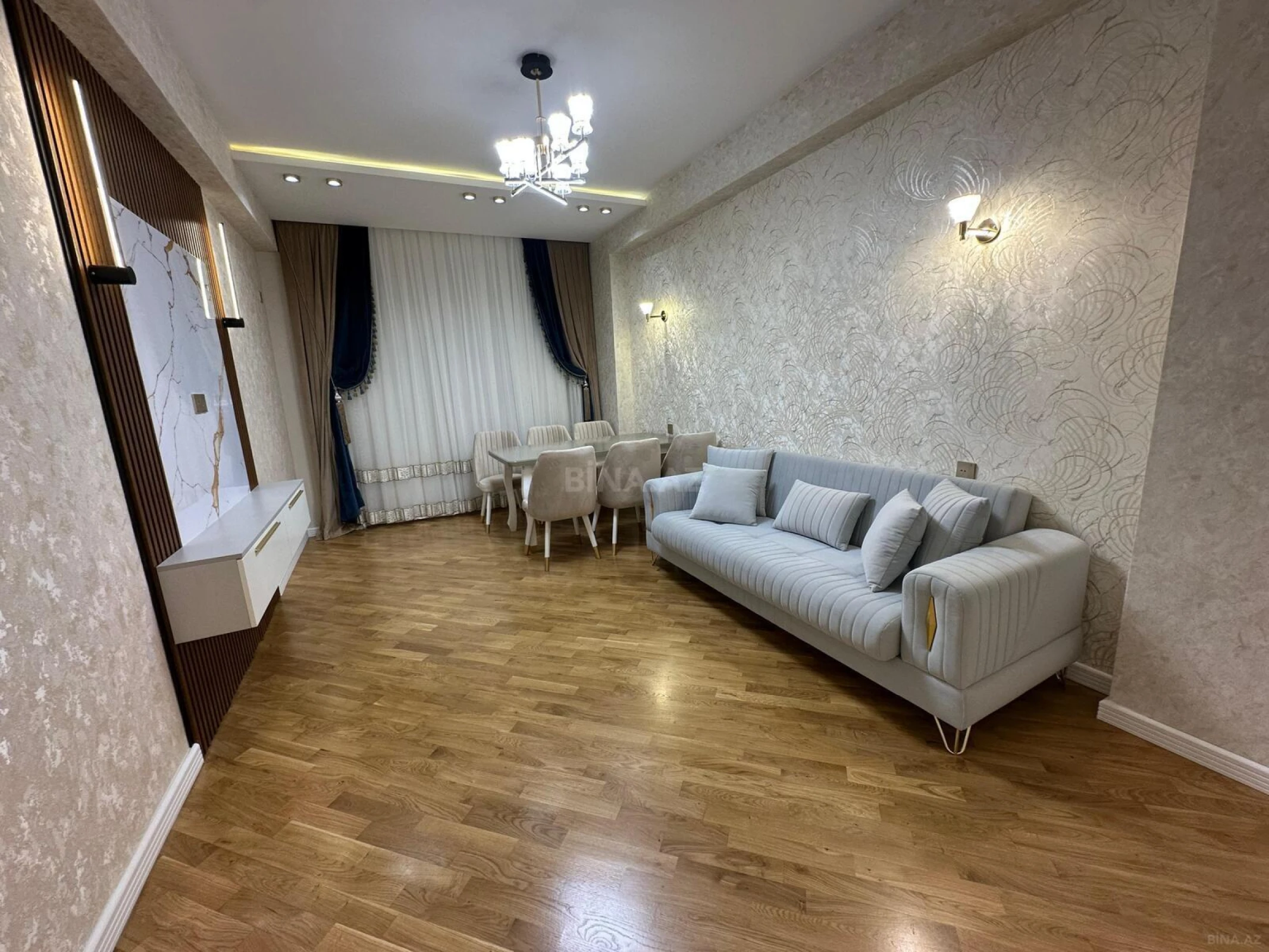 Satılır 2 otaqlı mənzil 75 m²