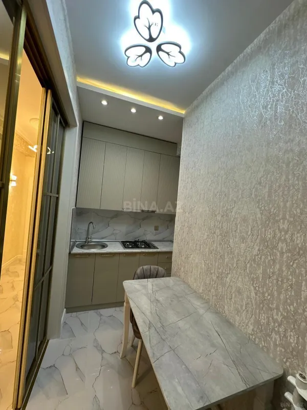 Satılır 2 otaqlı mənzil 75 m²