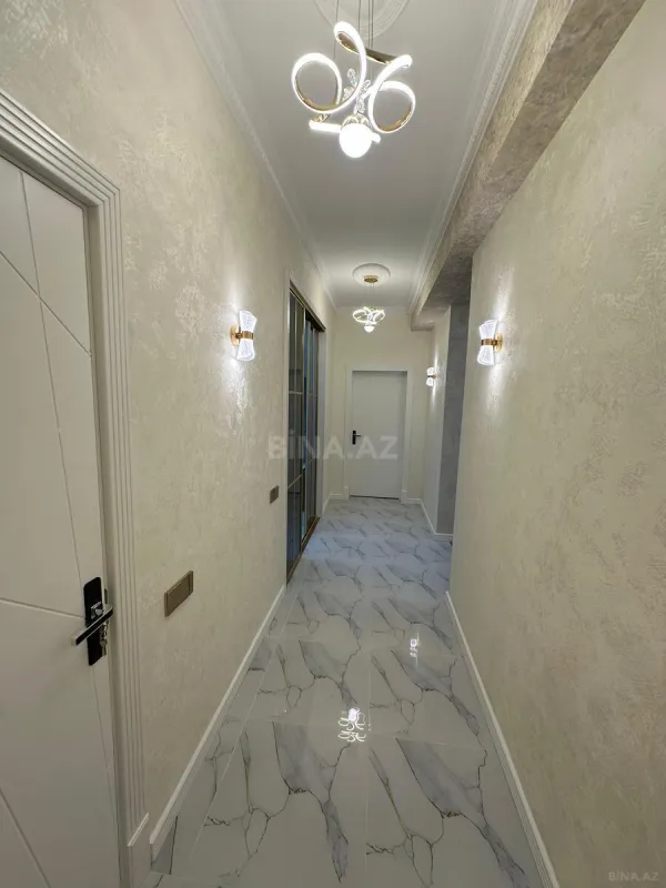 Satılır 2 otaqlı mənzil 75 m²