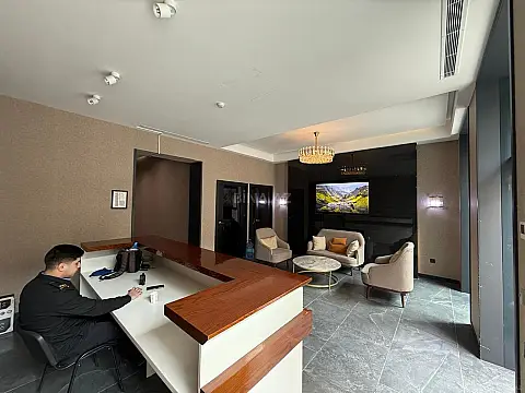 Kirayə verilir obyekt 414 m²