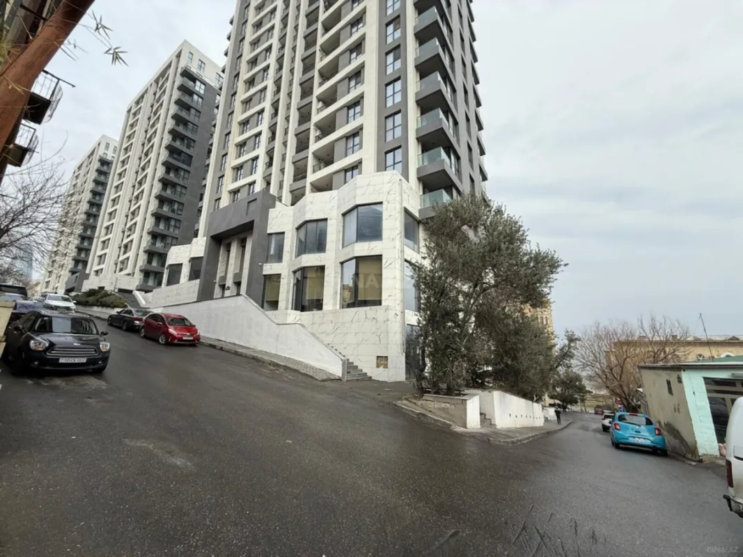 Kirayə verilir obyekt 414 m²