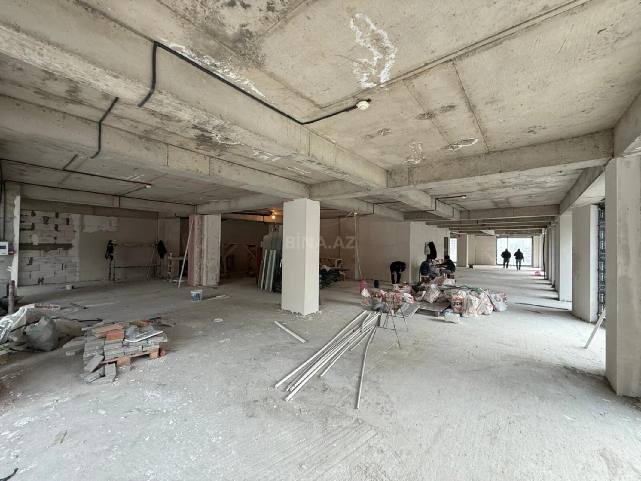 Kirayə verilir obyekt 414 m²