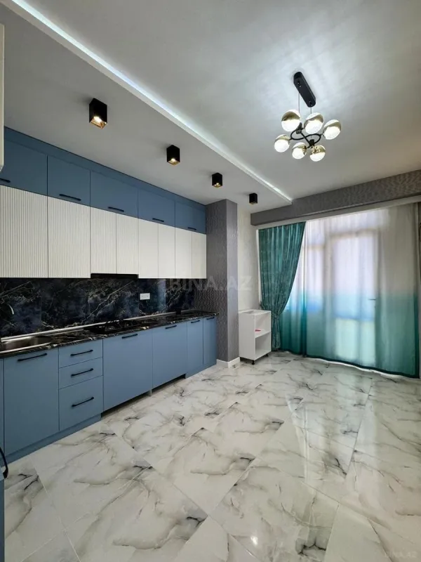 Satılır 3 otaqlı mənzil 115 m²