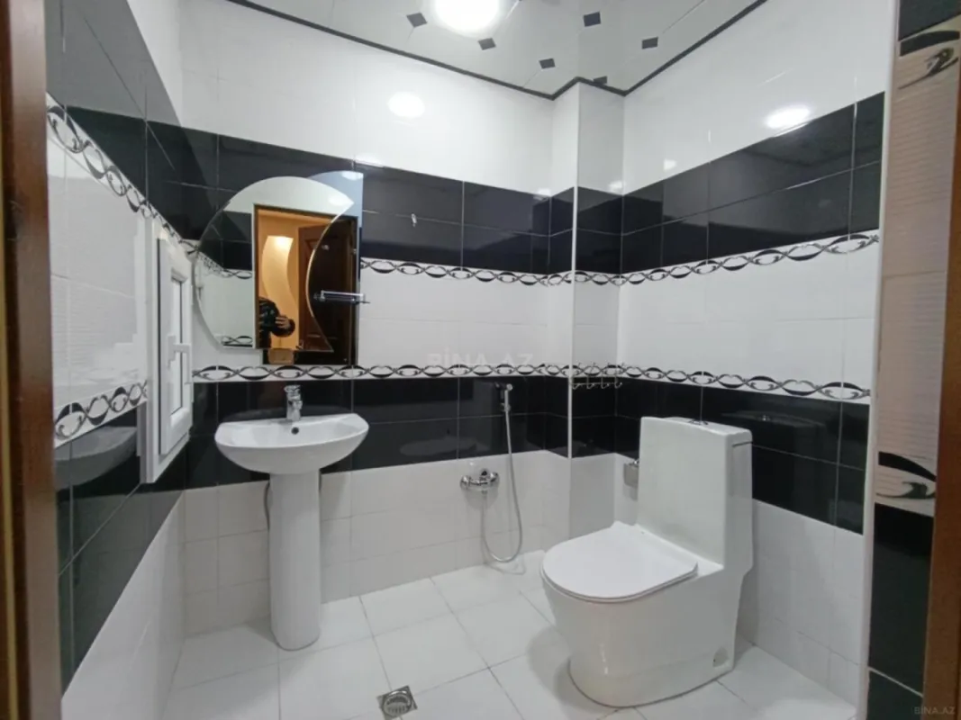 Satılır 3 otaqlı mənzil 140 m²