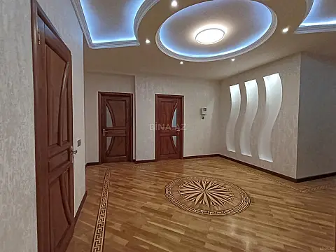 Satılır 3 otaqlı mənzil 140 m² — Bakı, Həzi Aslanov qəs. 3 otaq 140.00 m²