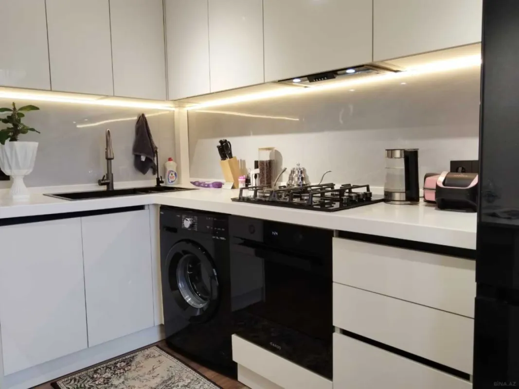 Satılır 3 otaqlı mənzil 79 m²