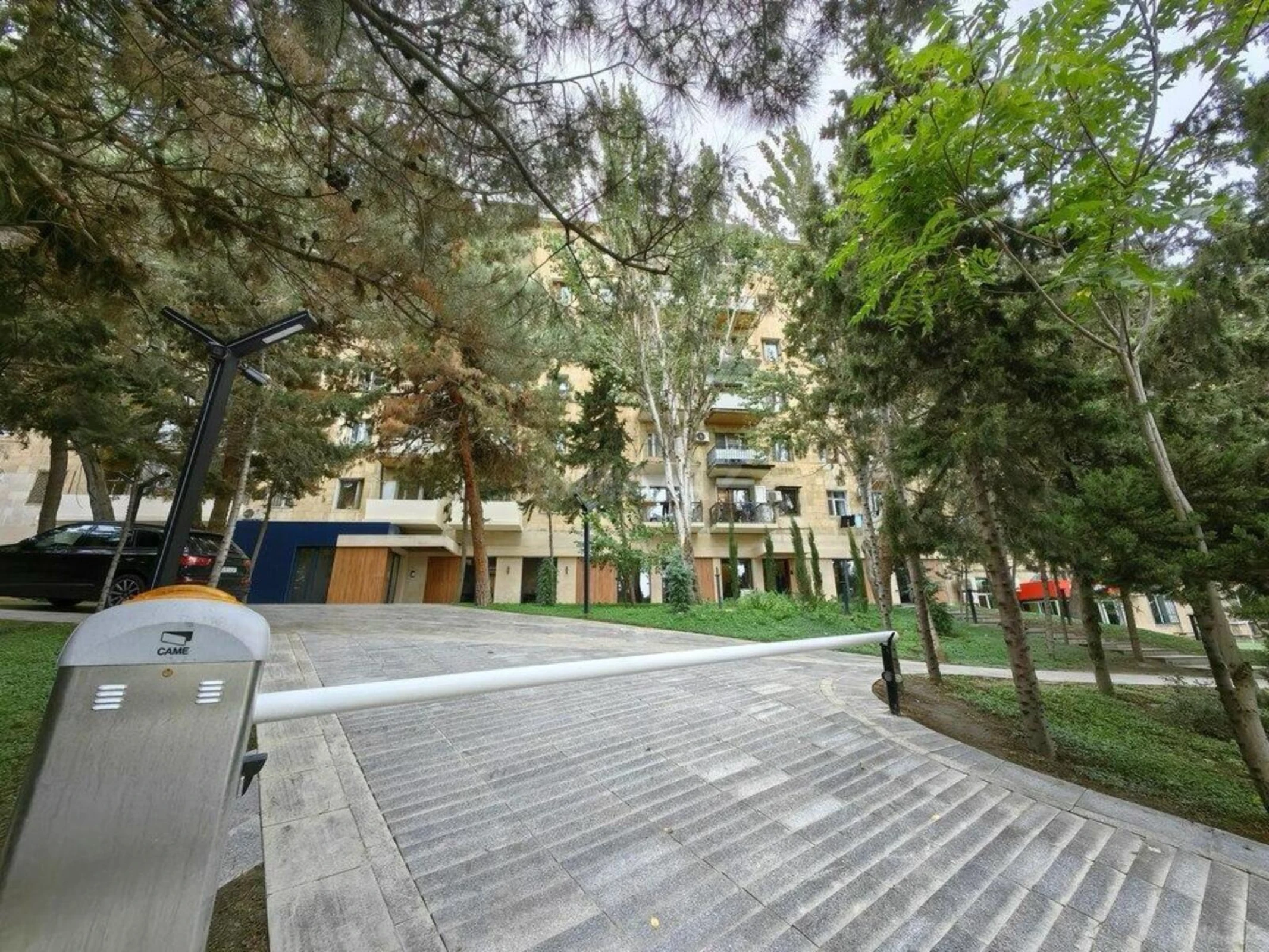 Satılır 3 otaqlı mənzil 79 m²
