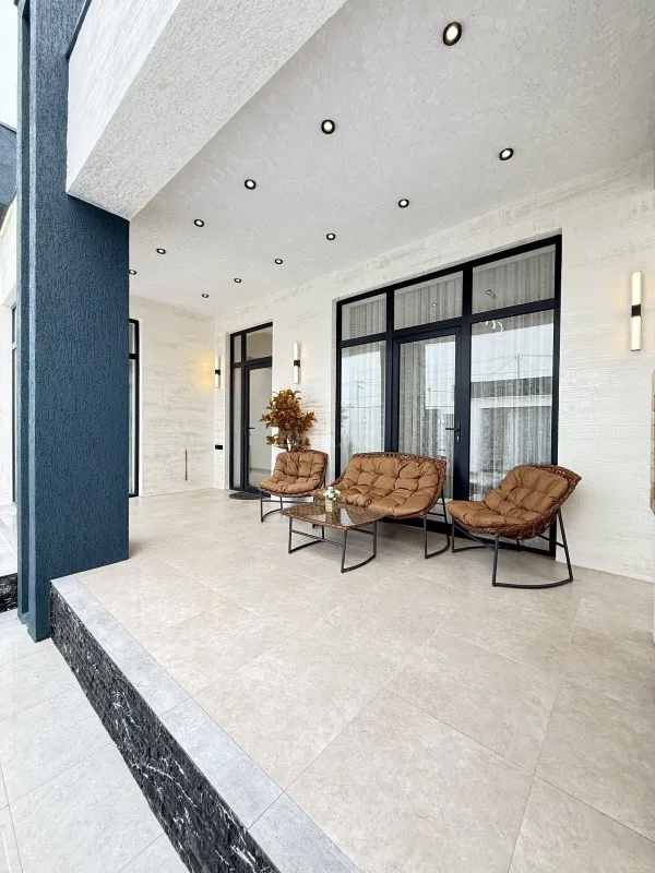 Satılır 4 otaqlı həyət evi 180 m²
