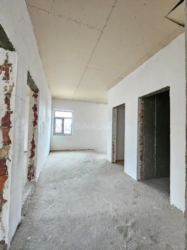 Satılır 4 otaqlı həyət evi 300 m²