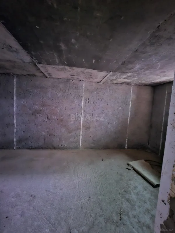 Satılır 4 otaqlı həyət evi 300 m²