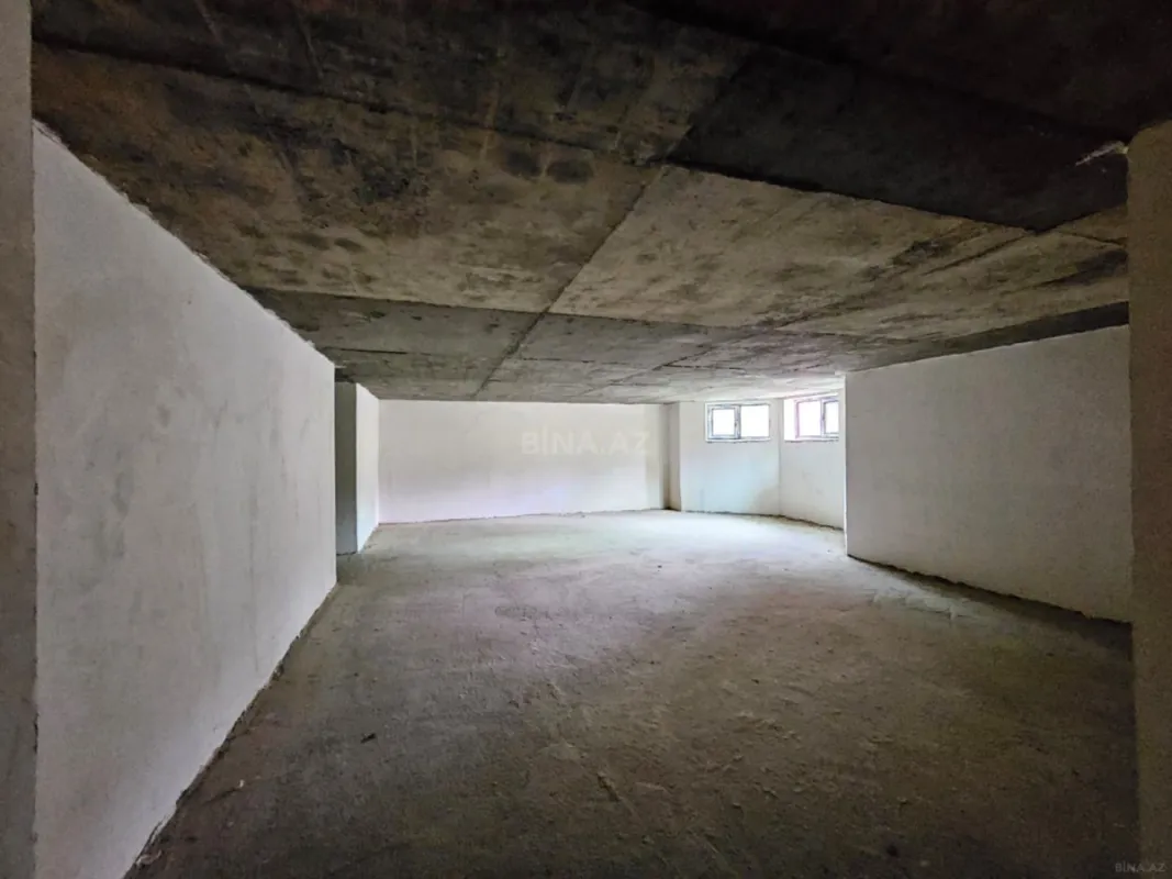 Satılır 4 otaqlı həyət evi 300 m²