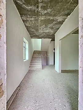 Satılır 4 otaqlı həyət evi 300 m²