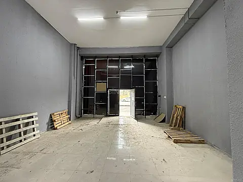 Kirayə verilir obyekt 240 m²