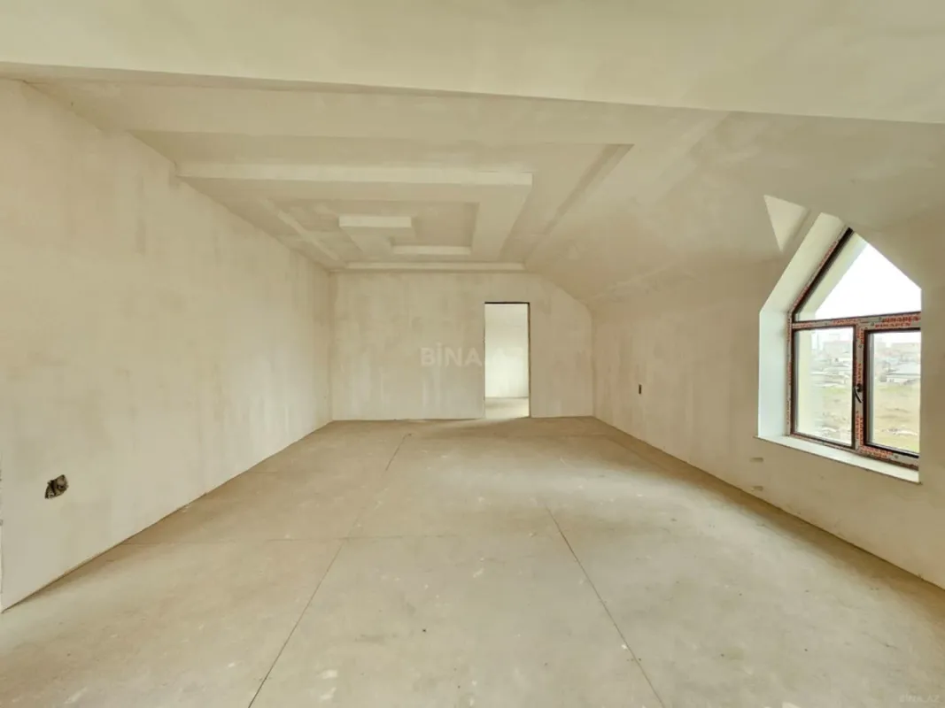 Satılır 6 otaqlı həyət evi 400 m²