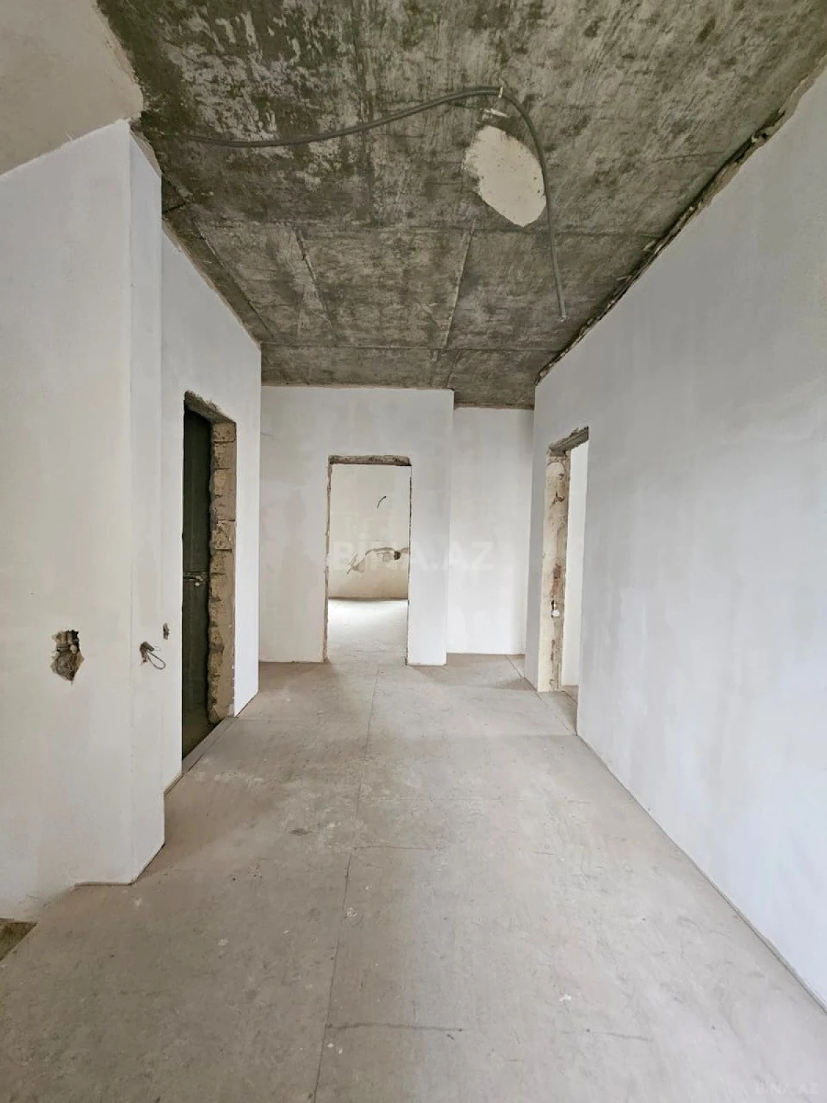 Satılır 6 otaqlı həyət evi 400 m²