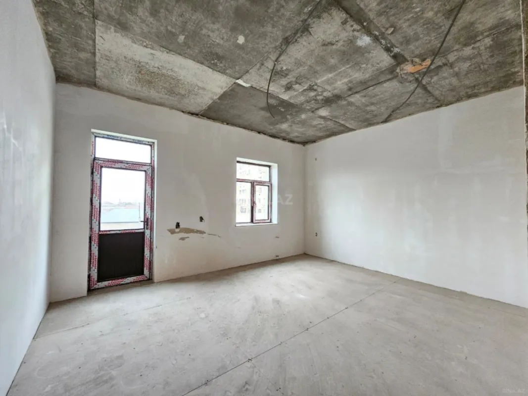 Satılır 6 otaqlı həyət evi 400 m²
