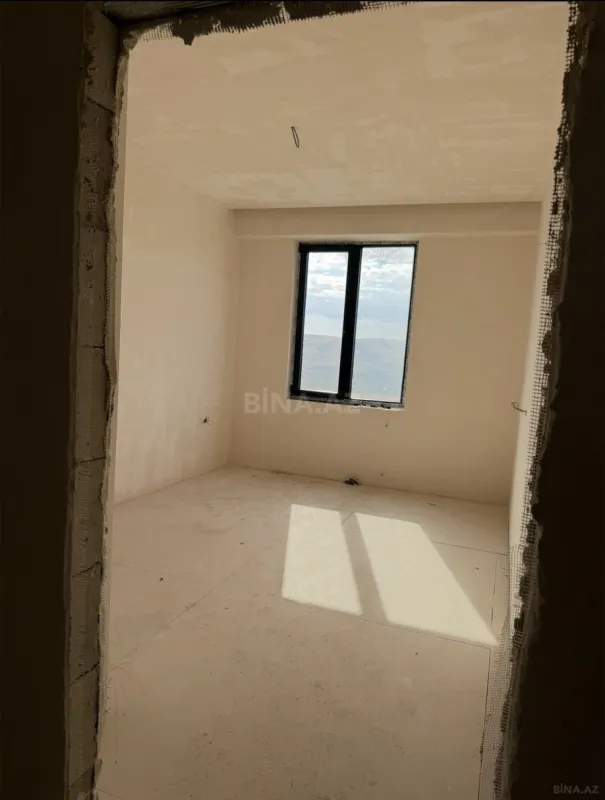 Satılır 3 otaqlı mənzil 77.7 m²