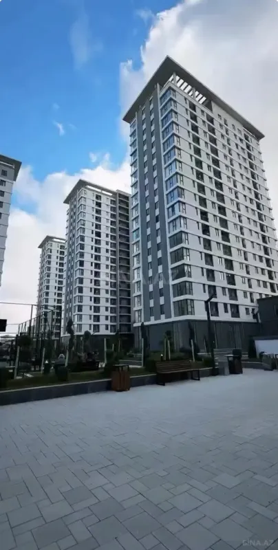 Satılır 3 otaqlı mənzil 77.7 m²