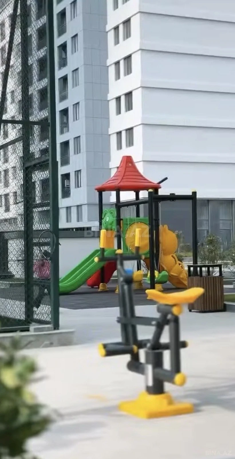 Satılır 3 otaqlı mənzil 77.7 m²