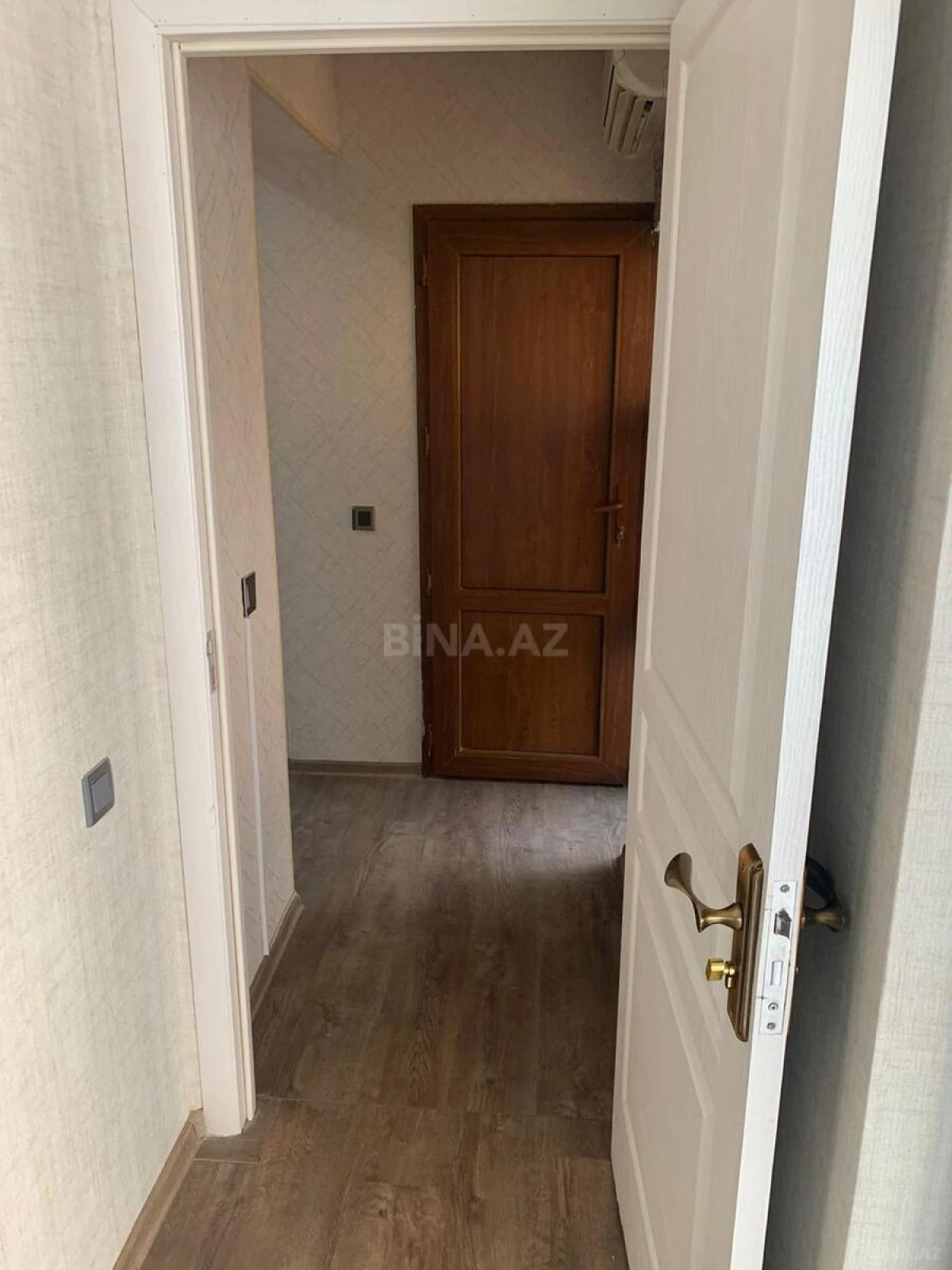 Kirayə verilir 4 otaqlı ofis 153 m²
