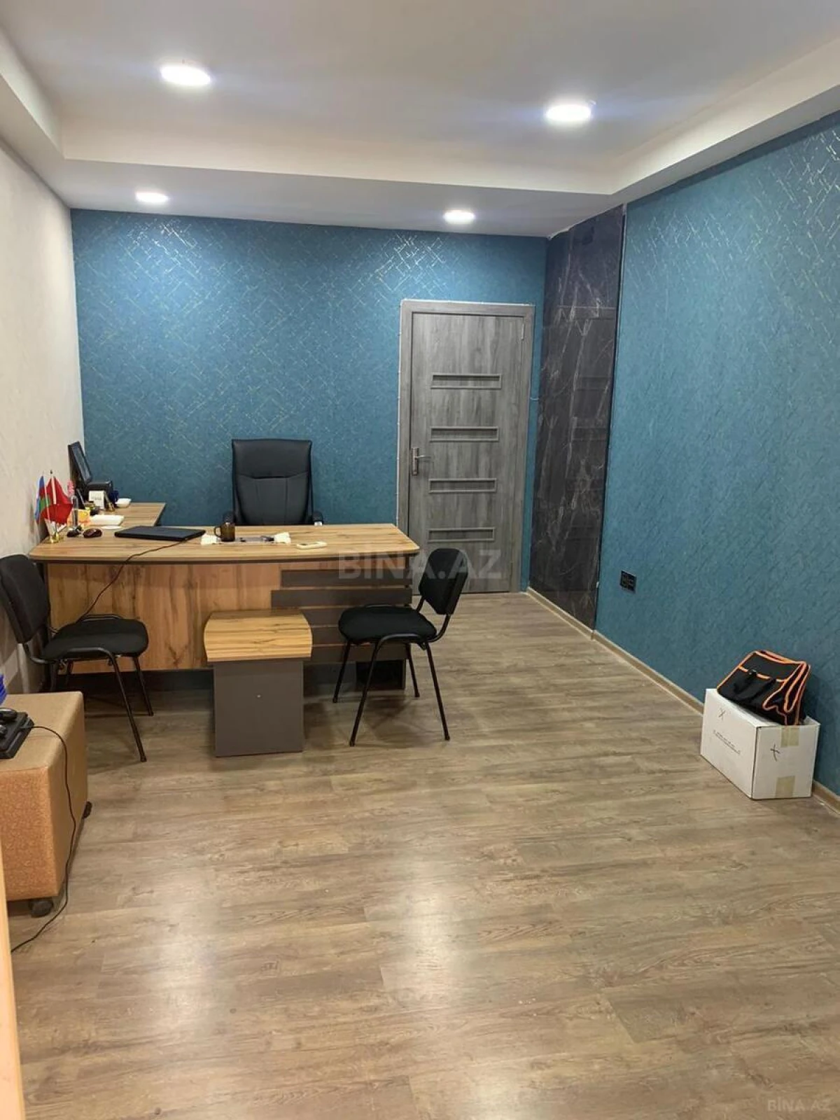 Kirayə verilir 4 otaqlı ofis 153 m²