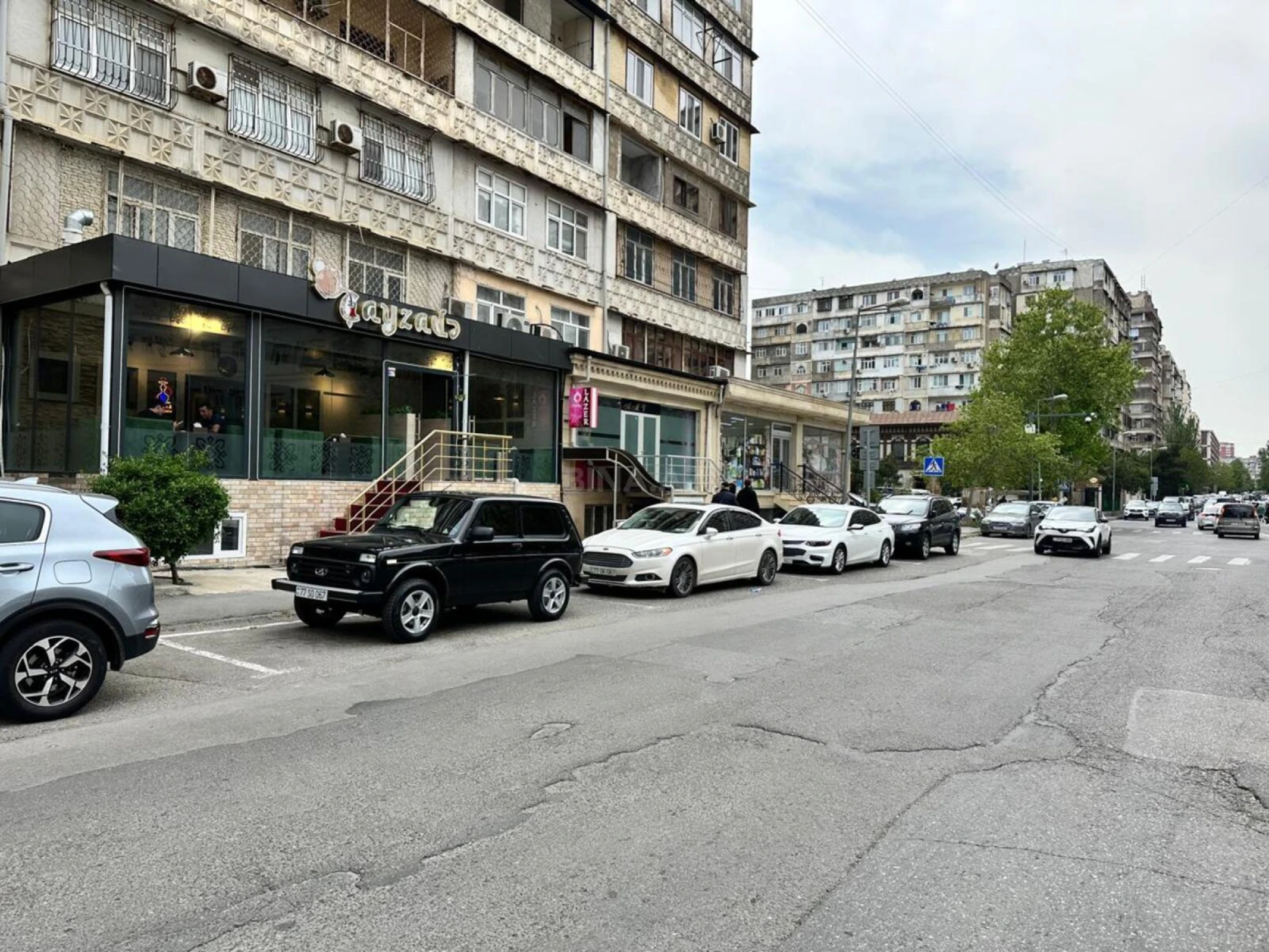 Kirayə verilir 4 otaqlı ofis 153 m²