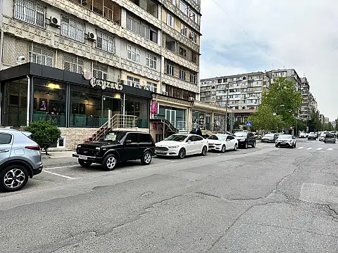 Kirayə verilir 4 otaqlı ofis 153 m²