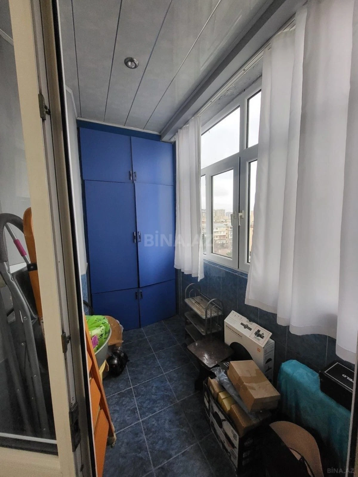 Satılır 4 otaqlı mənzil 200 m²