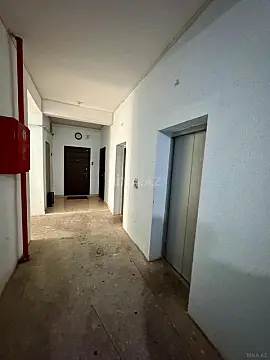 Satılır 4 otaqlı mənzil 158 m²