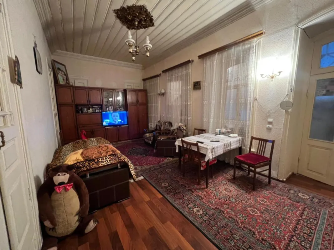 Satılır 2 otaqlı mənzil 72 m²