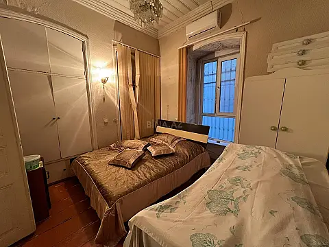Satılır 2 otaqlı mənzil 72 m²