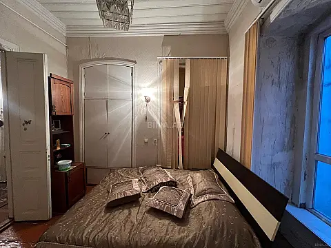 Satılır 2 otaqlı mənzil 72 m²