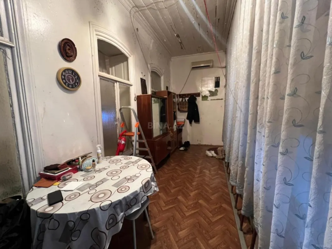 Satılır 2 otaqlı mənzil 72 m²