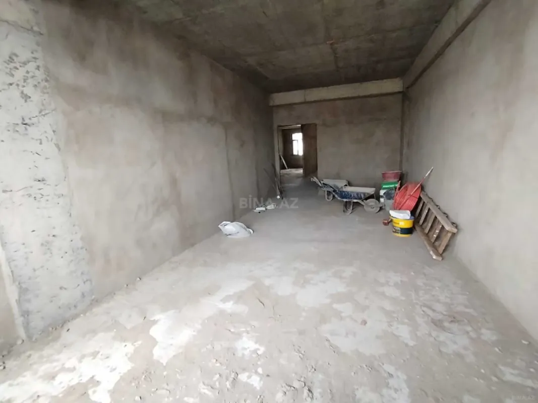 Satılır 3 otaqlı mənzil 156 m²