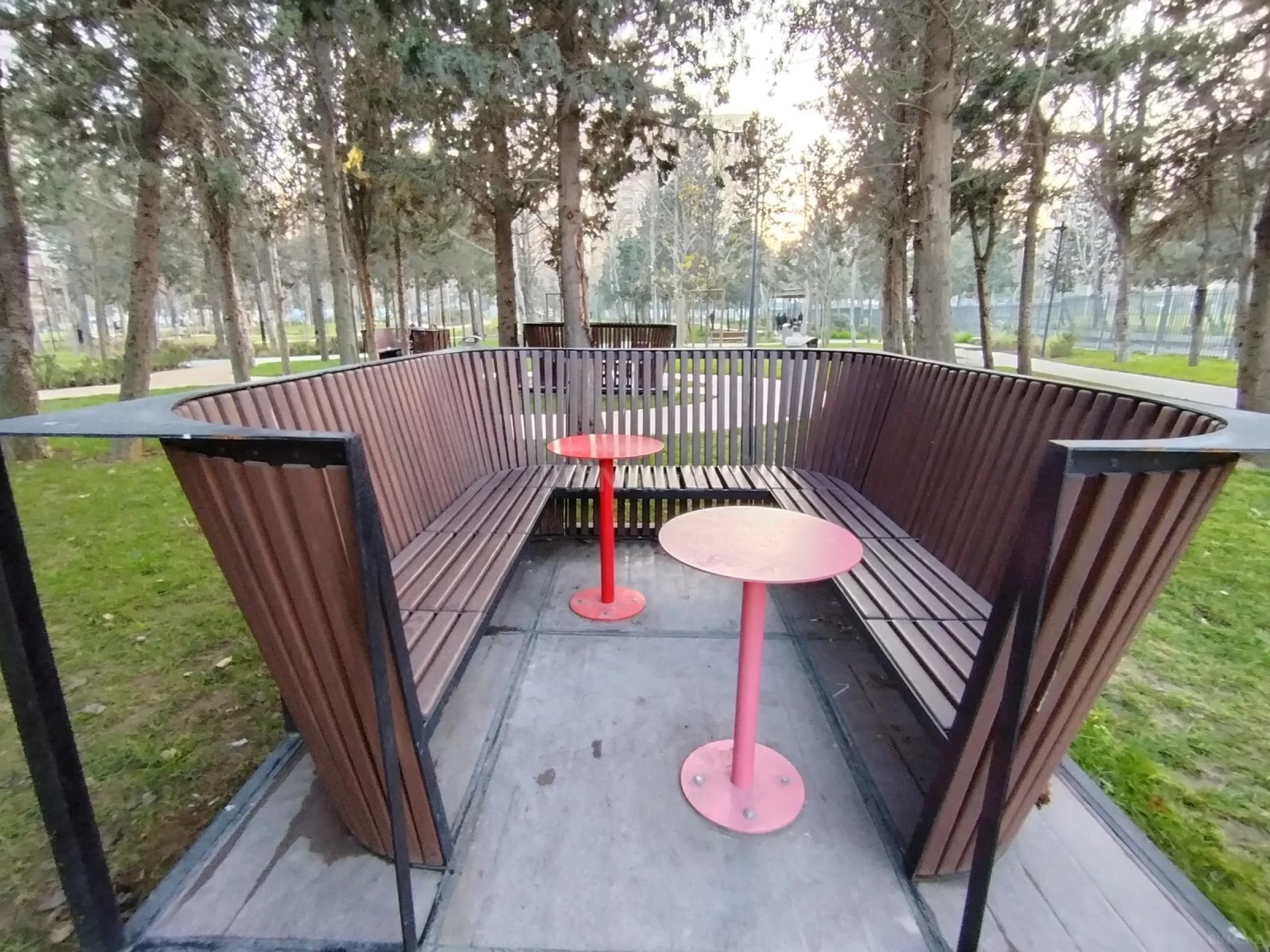 Satılır 3 otaqlı mənzil 156 m²