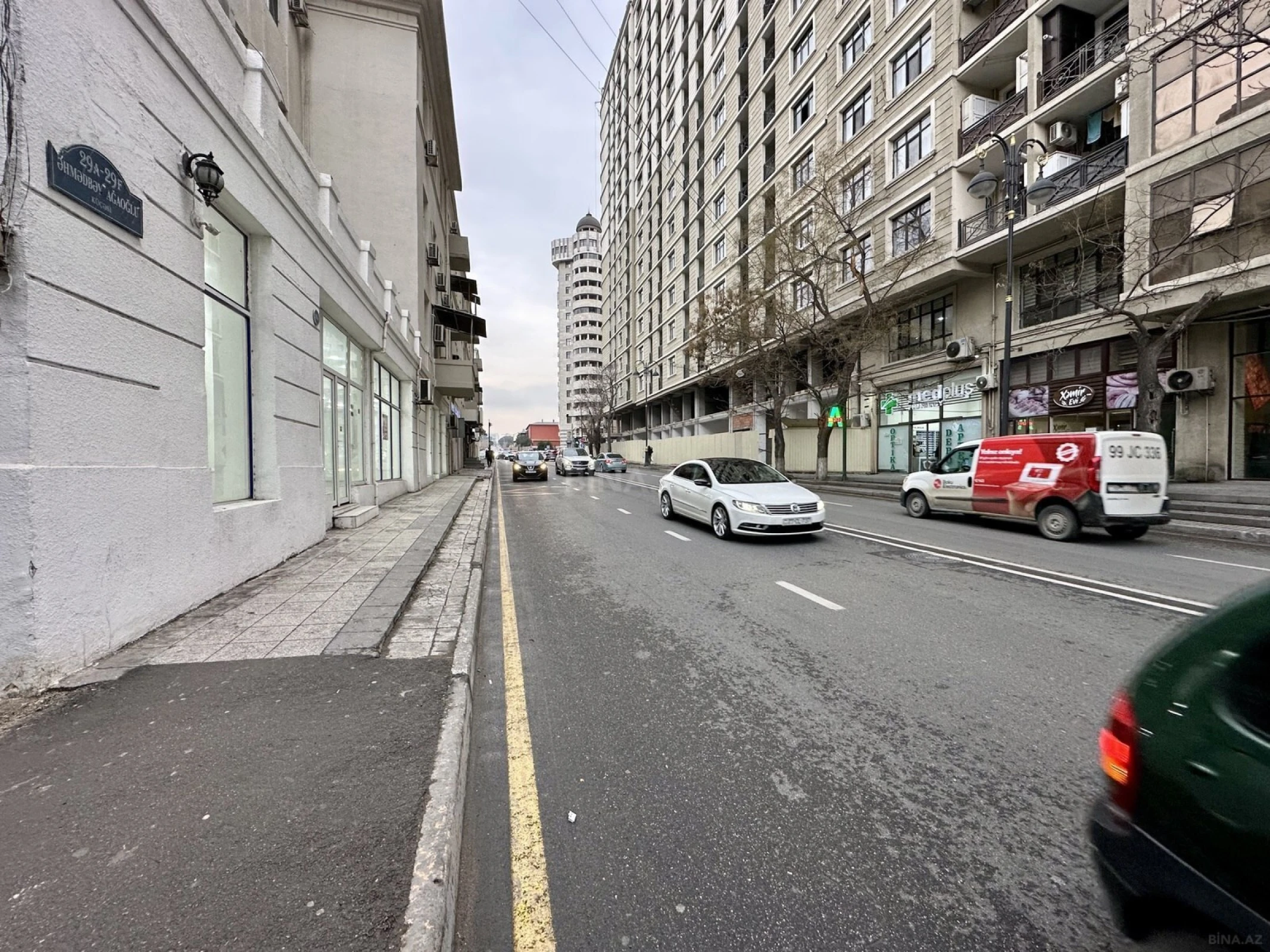 Kirayə verilir obyekt 255 m²