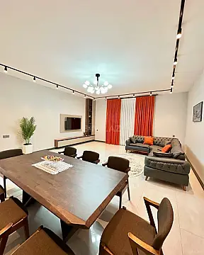 Kirayə verilir 5 otaqlı həyət evi 400 m²