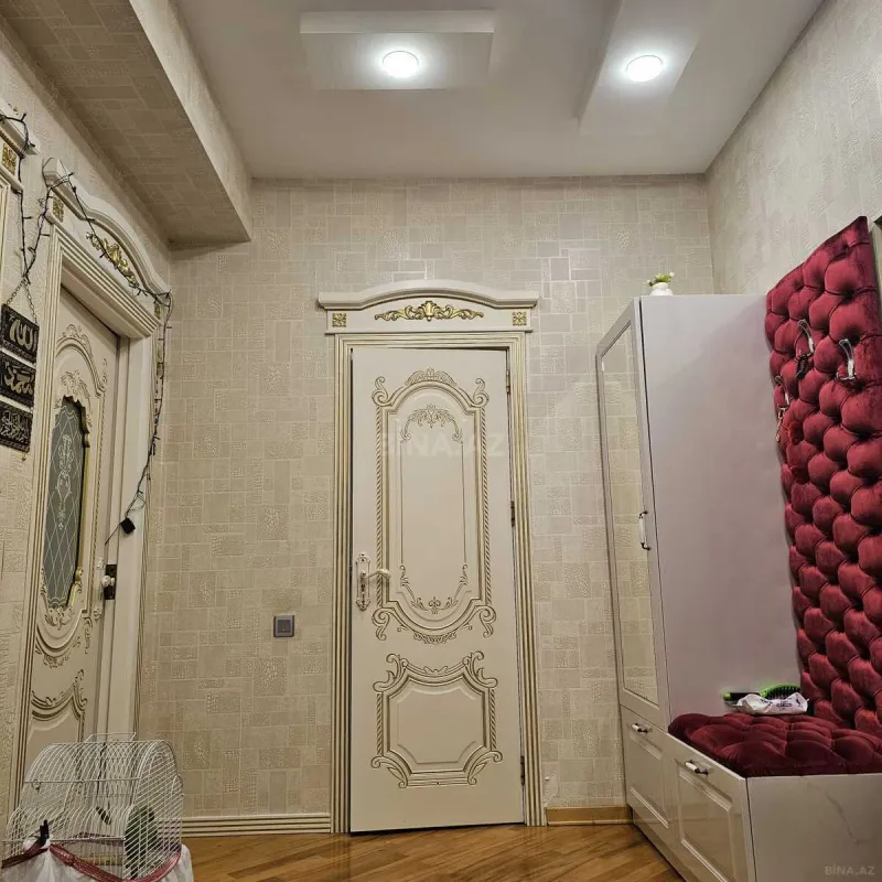 Satılır 2 otaqlı mənzil 62 m²