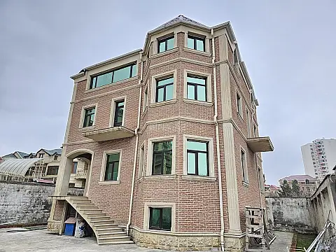 Satılır 6 otaqlı həyət evi 400 m² — Xırdalan 6 otaq 400.00 m²