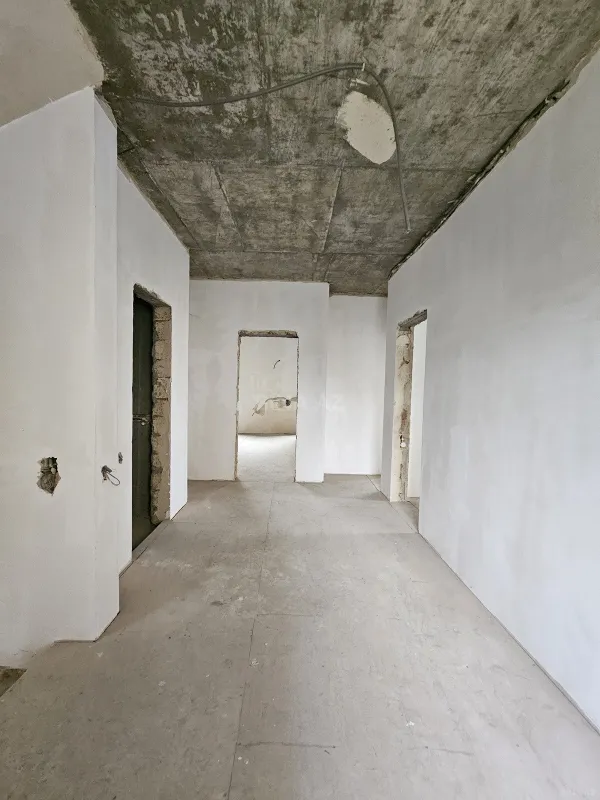 Satılır 6 otaqlı həyət evi 400 m²