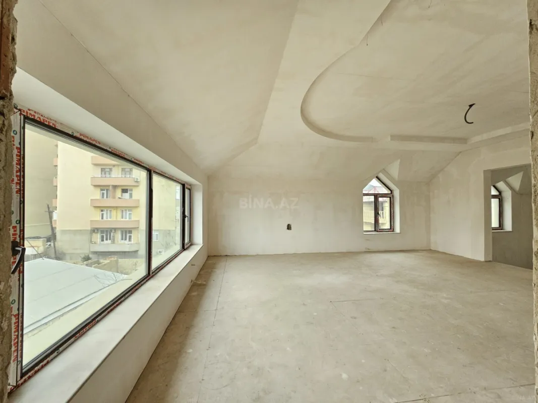 Satılır 6 otaqlı həyət evi 400 m²