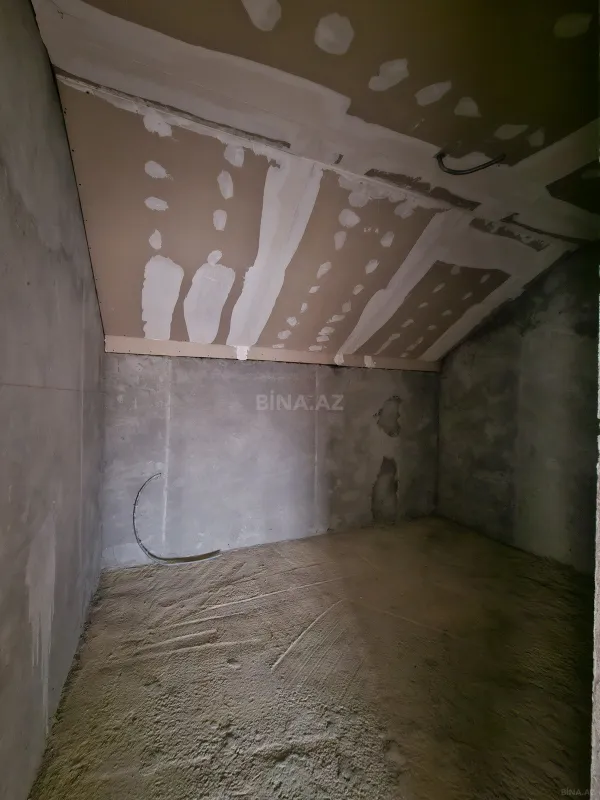 Satılır 6 otaqlı həyət evi 400 m²